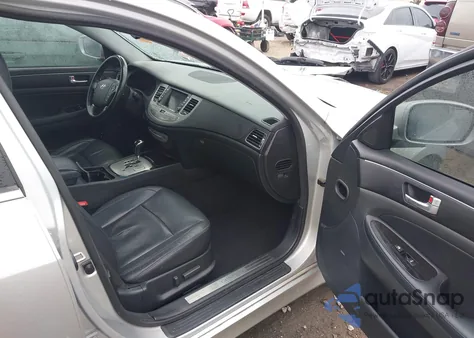 2012 Hyundai Genesis 3.8 z USA, uszkodzony, nr VIN KMHGC4DD6CU154151